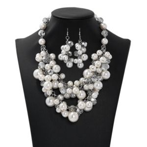 Meet your Posher, Lindy